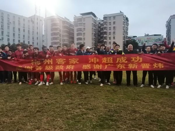 国产伦在线